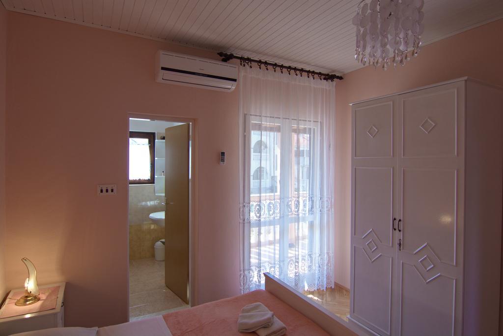 Apartment And Rooms Toka Zadar Luaran gambar