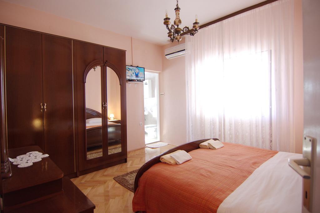 Apartment And Rooms Toka Zadar Luaran gambar