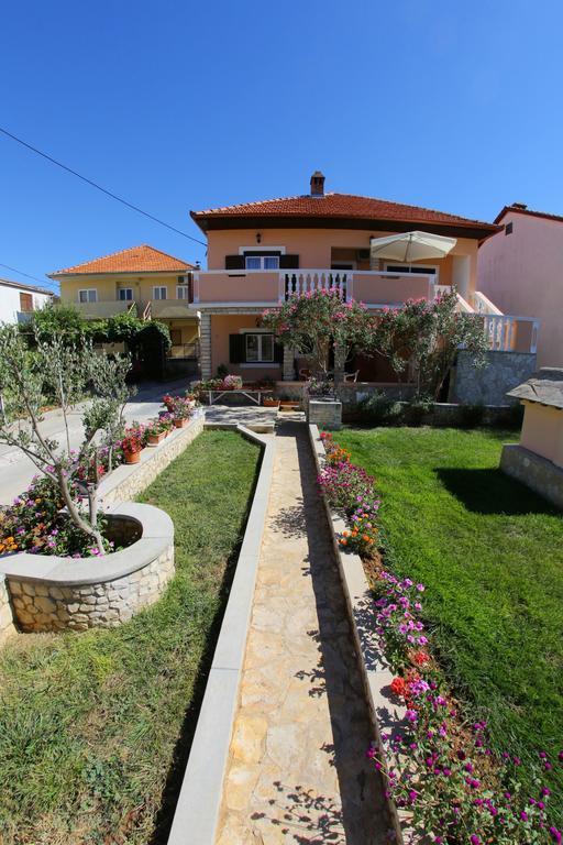 Apartment And Rooms Toka Zadar Bilik gambar