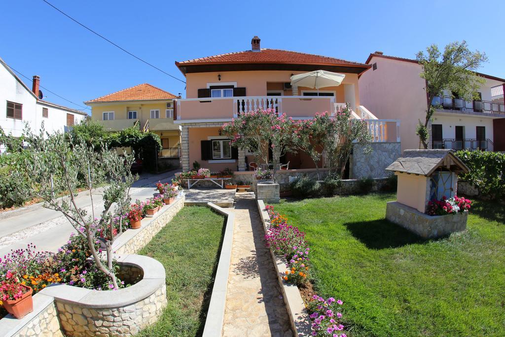 Apartment And Rooms Toka Zadar Bilik gambar