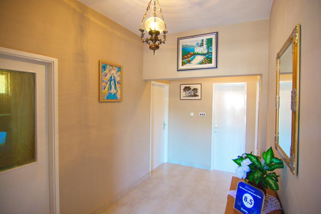 Apartment And Rooms Toka Zadar Luaran gambar