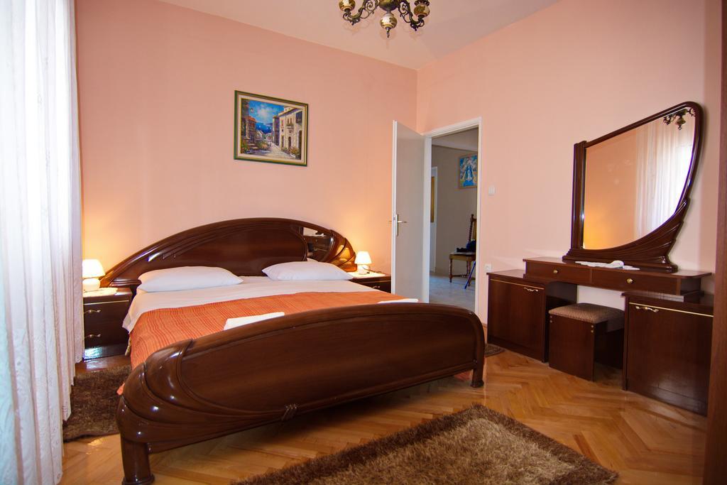 Apartment And Rooms Toka Zadar Luaran gambar